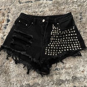 NWOT SHEIN studded jean shorts